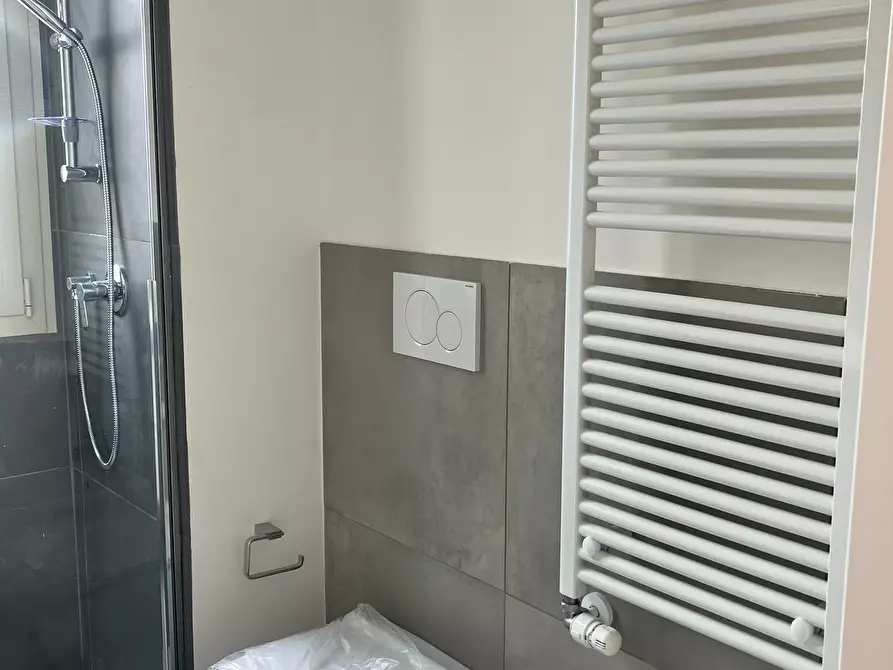 Immagine 17 di Bilocale in affitto  in VIA COSMO 6 a Torino