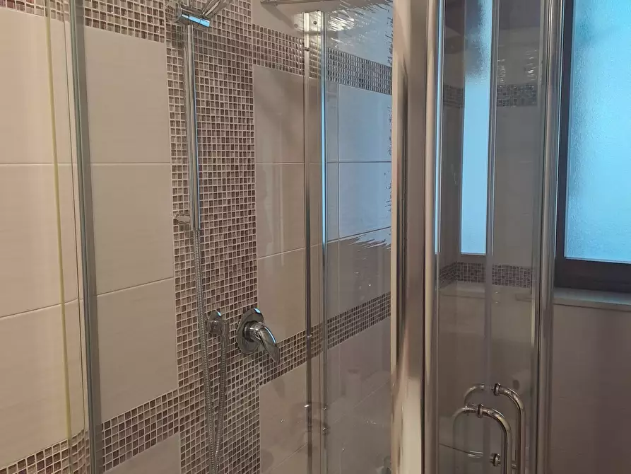 Immagine 19 di Trilocale in affitto  in VIA GENOVA 91/19 a Torino