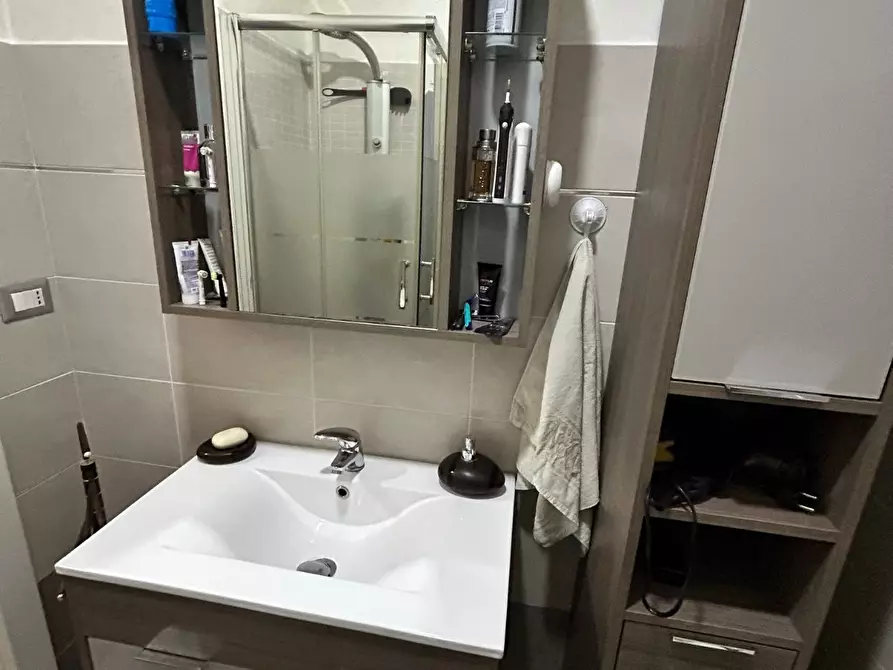 Immagine 10 di Trilocale in affitto  in Via Domodossola 64 a Torino