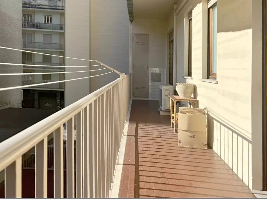 Immagine 24 di Pentalocale in affitto  a Torino