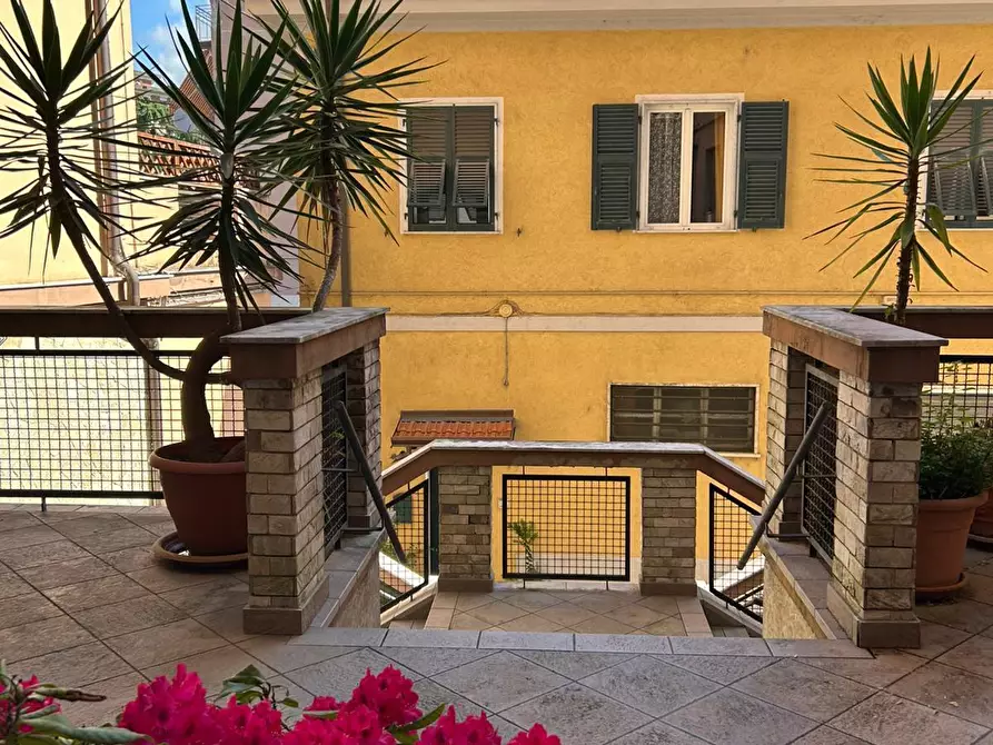 Immagine 21 di Quadrilocale in vendita  a Sarzana