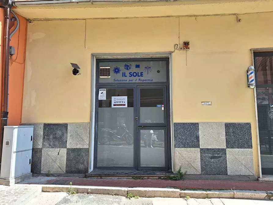 Immagine 5 di Locale commerciale in affitto  in Via XX Settembre 3 a Sarzana