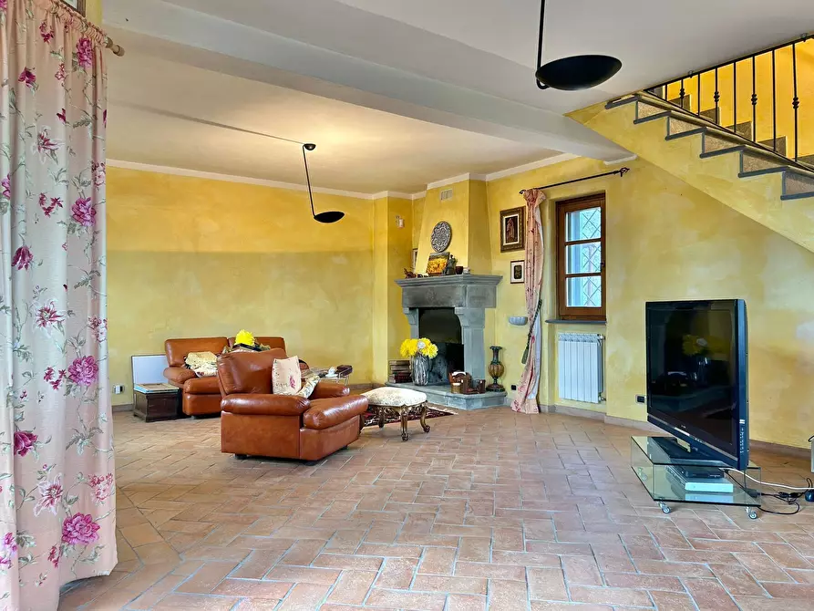 Immagine 24 di Casa indipendente in vendita  a Sarzana