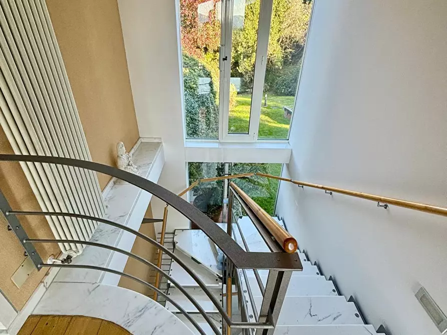 Immagine 36 di Villa in vendita  a Sarzana