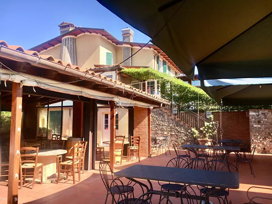 Immagine 25 di Agriturismo in vendita  a Castelnuovo Magra