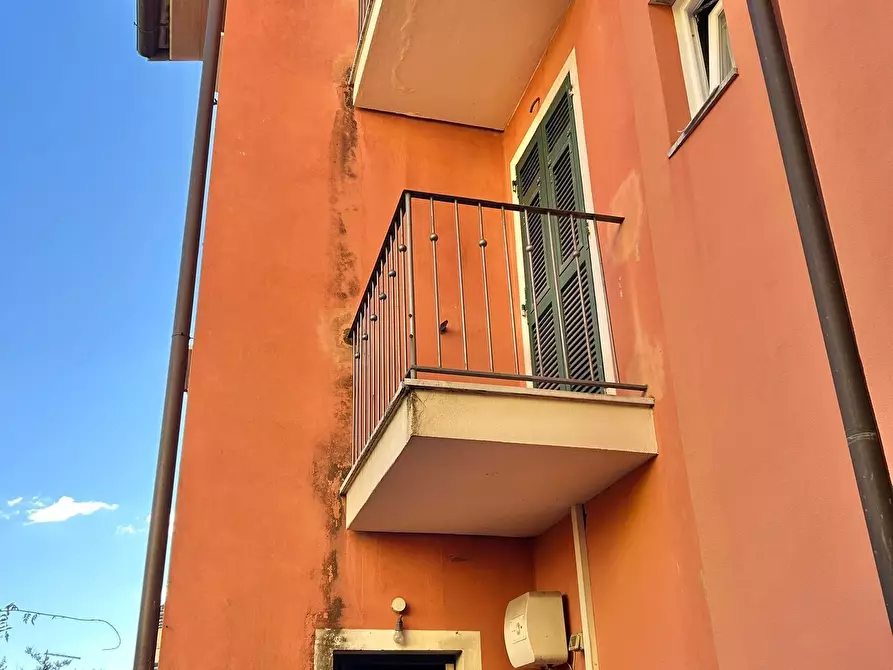 Immagine 5 di Locale commerciale in vendita  a Sarzana