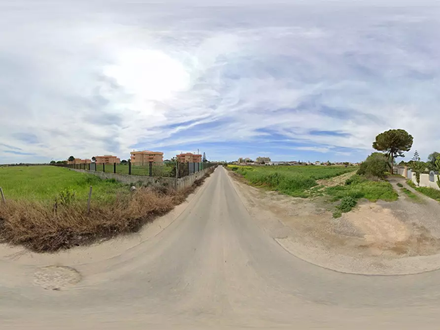 Immagine 28 di Villa in vendita  in Via Razze 11 a Taranto