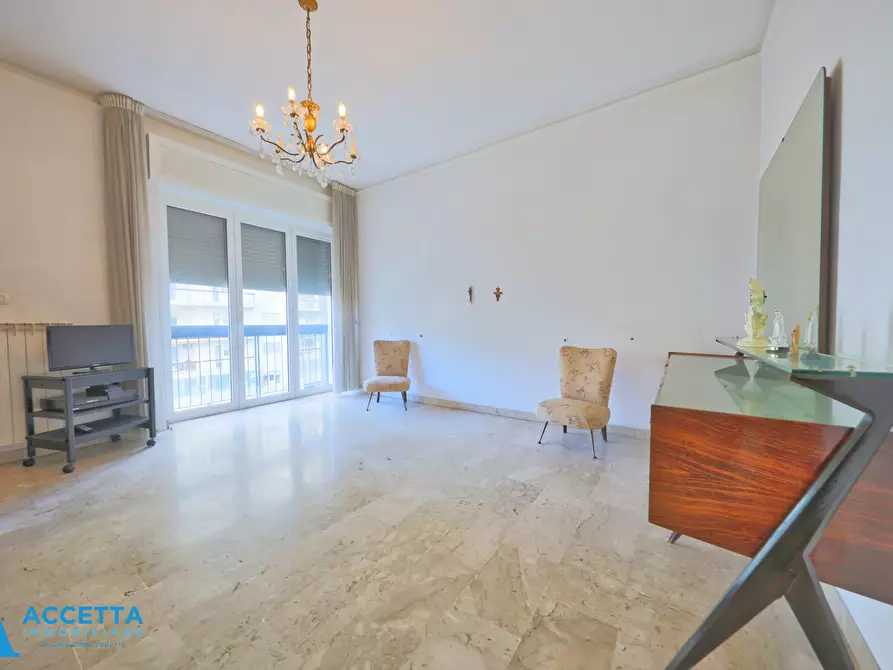 Immagine 15 di Quadrilocale in vendita  in Via Veneto 116 a Taranto