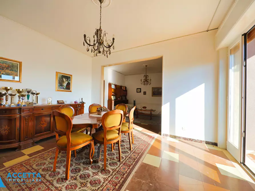 Immagine 5 di Trilocale in vendita  in Piazza Pio X 42 a Taranto