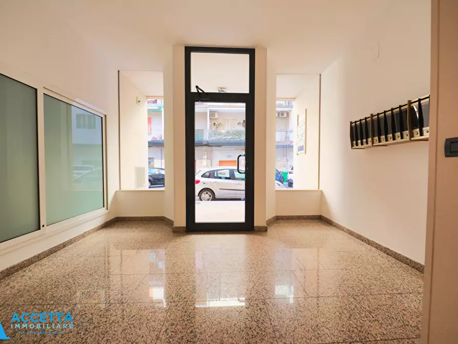 Immagine 24 di Quadrilocale in vendita  in Via Salinella 5 a Taranto