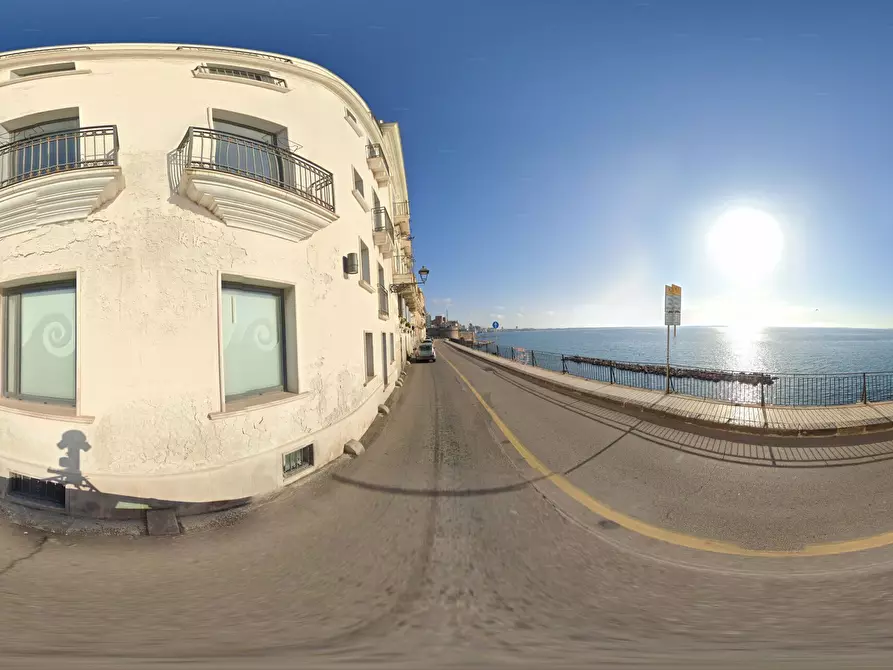 Immagine 36 di Palazzo in vendita  in Via Giovanni Paisiello 56 a Taranto