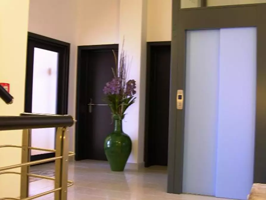 Immagine 7 di Palazzo in vendita  in Via Giovanni Paisiello 56 a Taranto