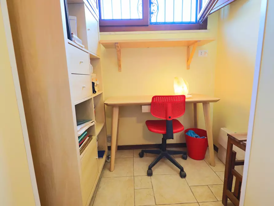 Immagine 18 di Villa in vendita  in Via Razze 11 a Taranto