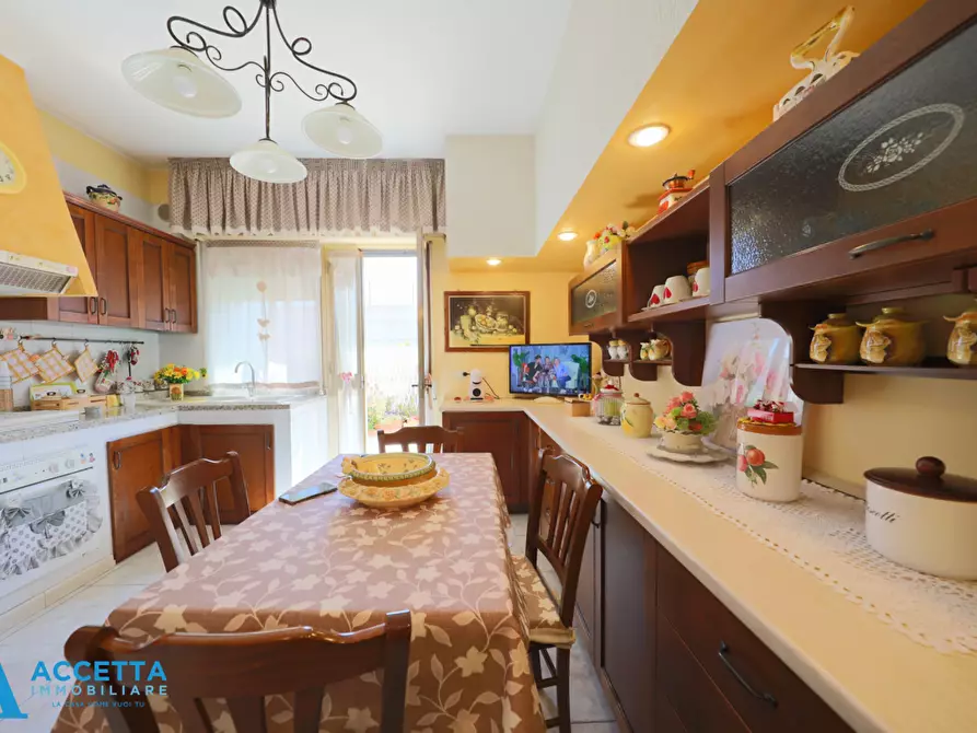 Immagine 14 di Villa in vendita  in Via Torpediniere a Taranto