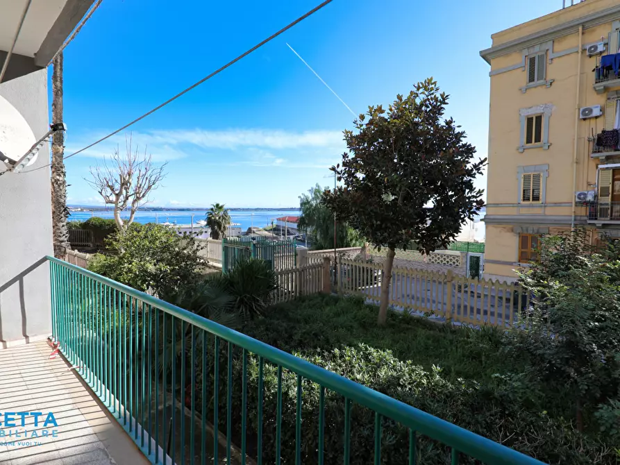 Immagine 25 di Quadrilocale in vendita  in Via della Croce 2 a Taranto