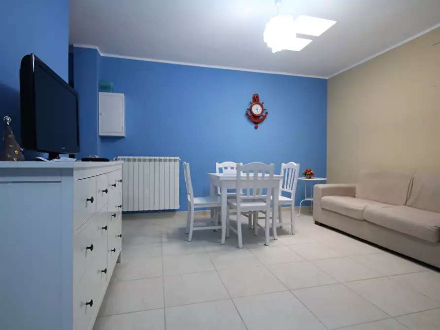 Immagine 2 di Bilocale in vendita  in Via Vascelli 35 a Taranto