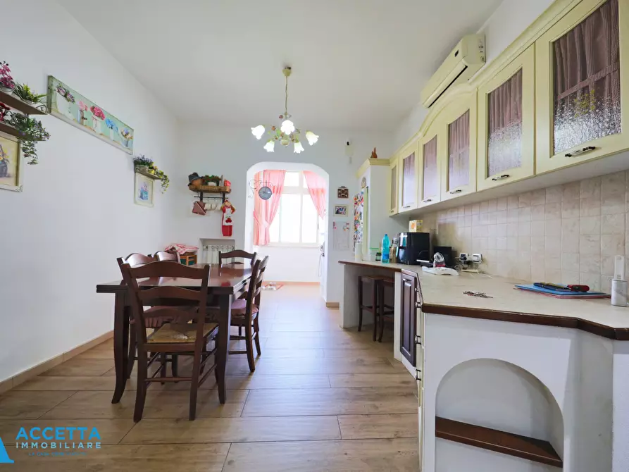 Immagine 6 di Trilocale in vendita  in Corso Italia 370 a Taranto