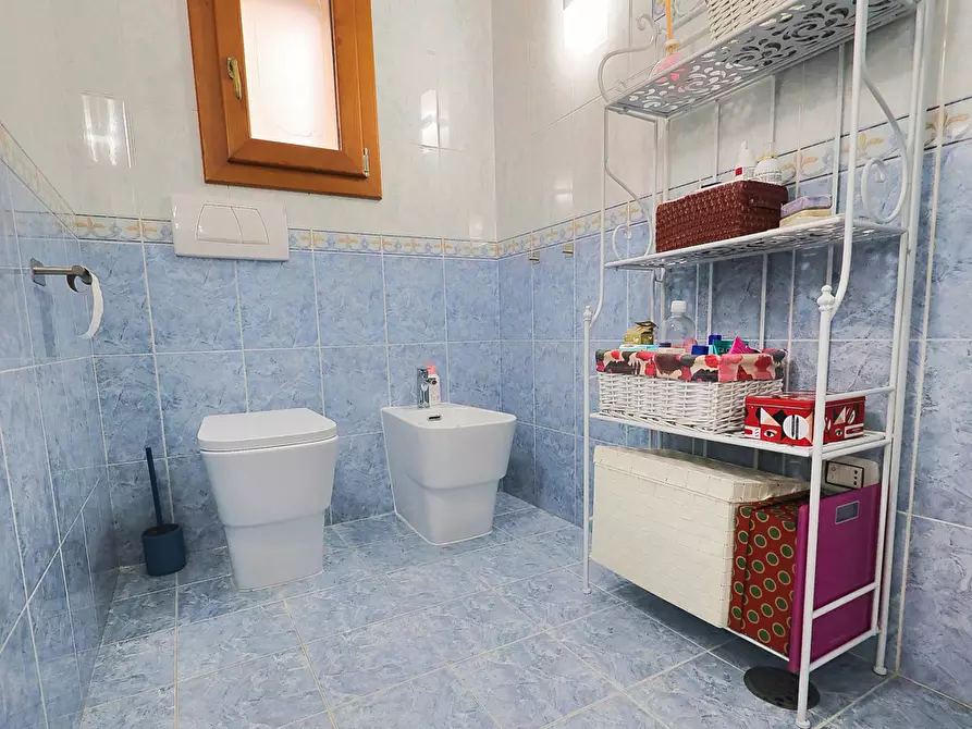 Immagine 18 di Quadrilocale in vendita  in Via Giuseppe Massari 8 a Taranto