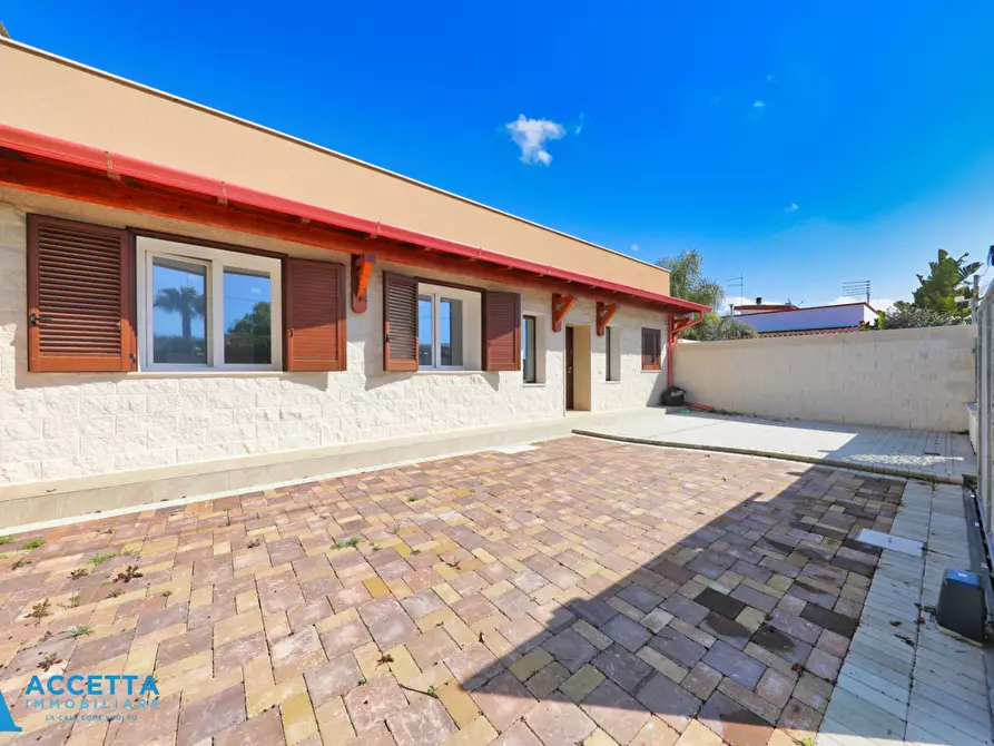 Immagine 28 di Villa in vendita  in Via Lorenzo il Magnifico a Taranto