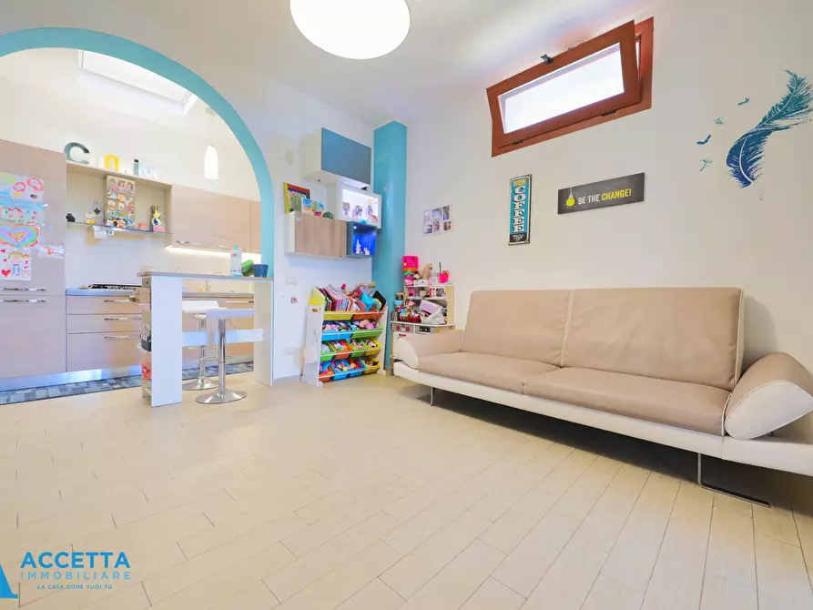 Immagine 17 di Villa in vendita  in Via Fior di Eucalipto 26 a Taranto