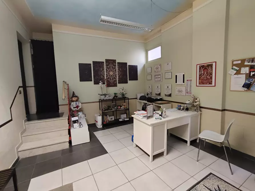 Immagine 5 di Ufficio in affitto  in centrale a Broni