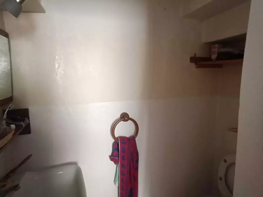 Immagine 24 di Porzione di casa in vendita  in Località Case Piccioni 53 a Ziano Piacentino