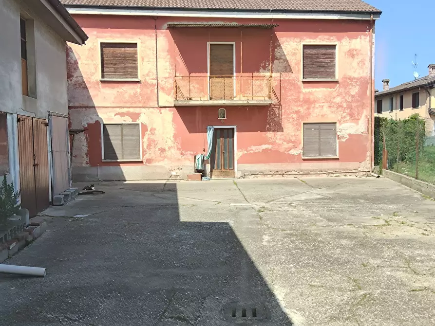 Immagine 3 di Casa indipendente in vendita  in Via Enrico Fermi 13 a Pieve Porto Morone