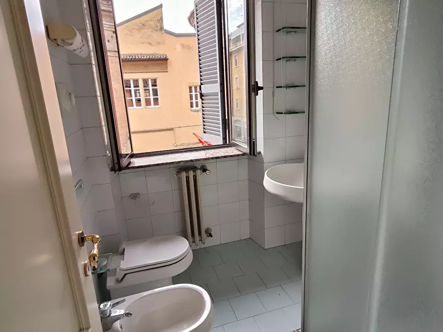 Immagine 24 di Porzione di casa in vendita  in Via San Bartolomeo a Piacenza