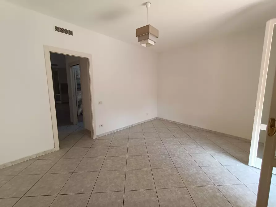 Immagine 18 di Bilocale in vendita  in Via Giandomenico Romagnosi a Castel San Giovanni