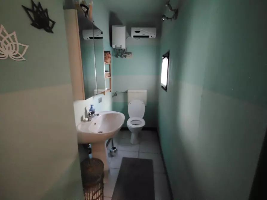 Immagine 7 di Ufficio in affitto  in centrale a Broni