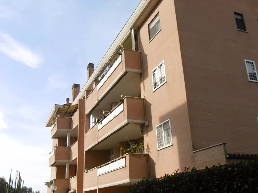 Immagine 33 di Trilocale in vendita  in VIA LORENZO ALLIEVI a Roma