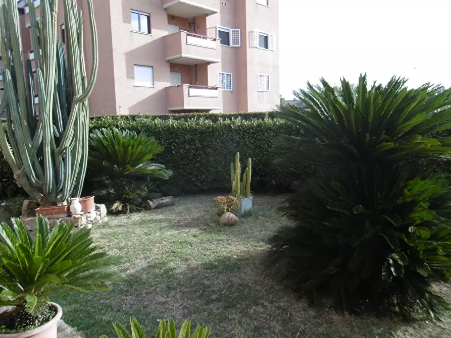 Immagine 25 di Trilocale in vendita  in VIA LORENZO ALLIEVI a Roma