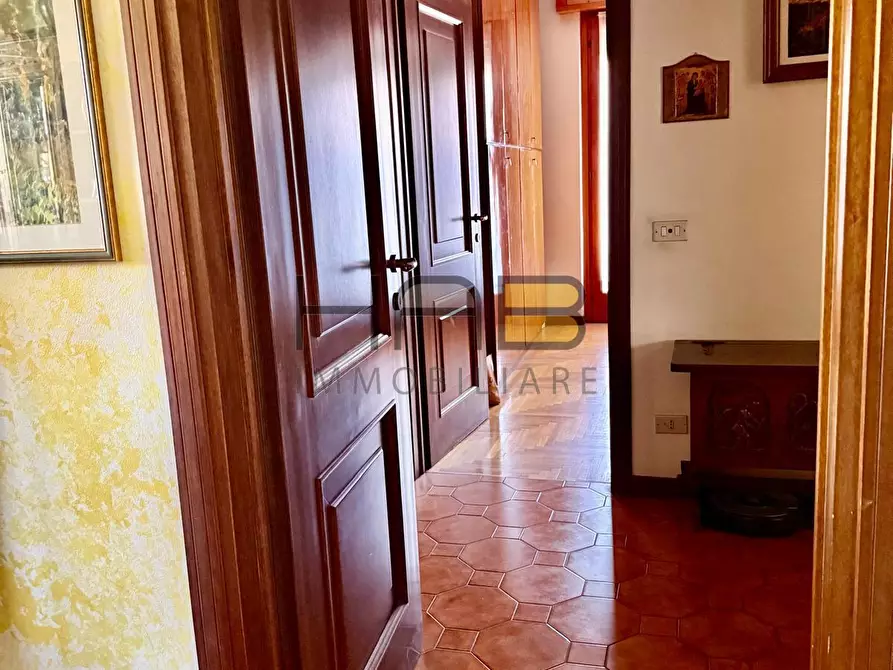 Immagine 5 di Quadrilocale in vendita  a Busto Arsizio