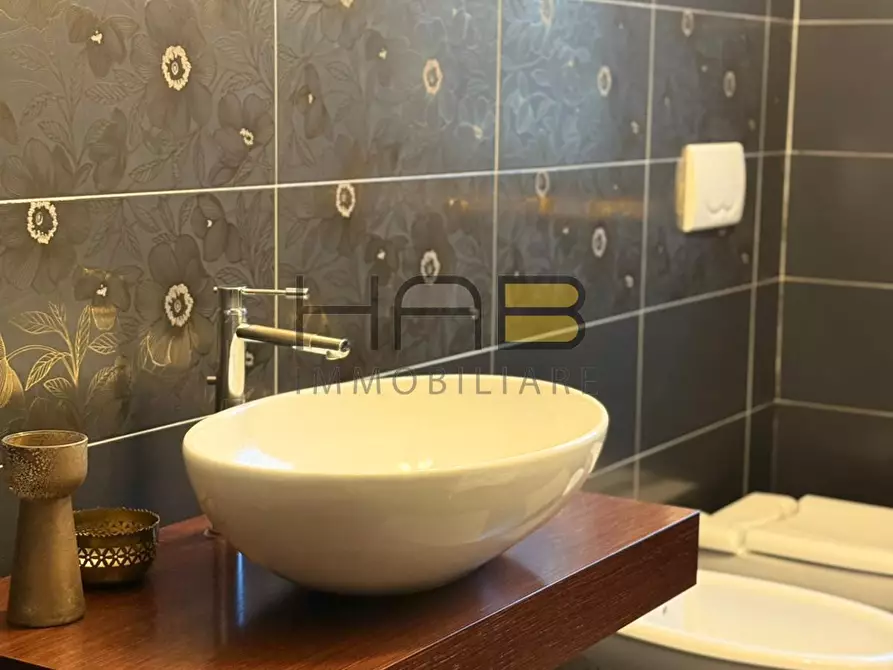 Immagine 7 di Villa in vendita  in via ferno 12 a Busto Arsizio