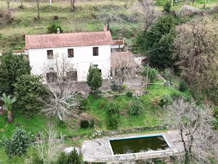 Immagine 1 di Rustico / casale in vendita  in Via Mandrizzo 3 a Roccapiemonte