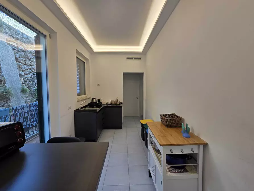 Immagine 36 di Pentalocale in vendita  in Via Mauro Comite 8 a Amalfi