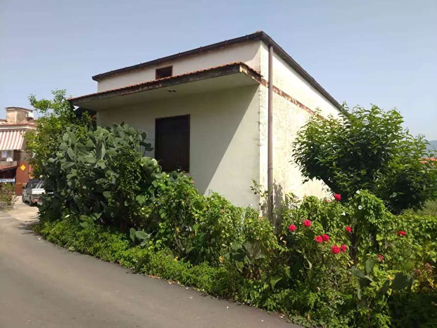 Immagine 1 di Villa in vendita  a Nocera Inferiore