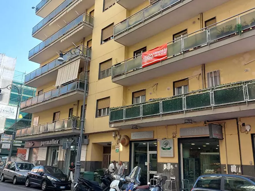 Immagine 10 di Trilocale in vendita  in Via Trento 92 a Salerno