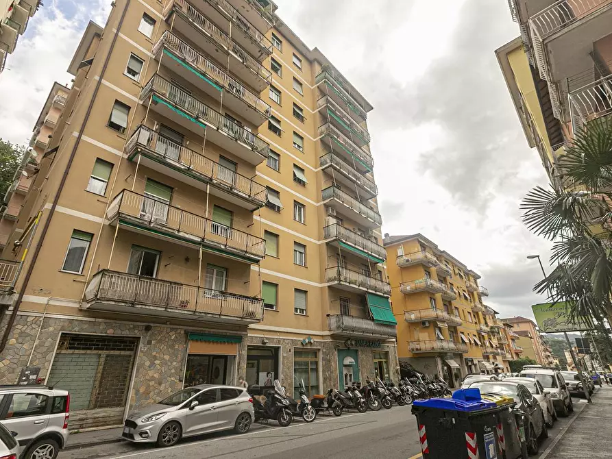 Immagine 2 di Trilocale in vendita  in Via Alcide De Gasperi 22 a Campomorone