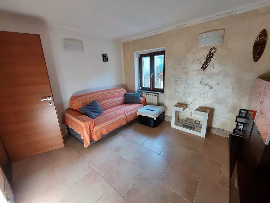 Immagine 8 di Trilocale in vendita  a Mignanego