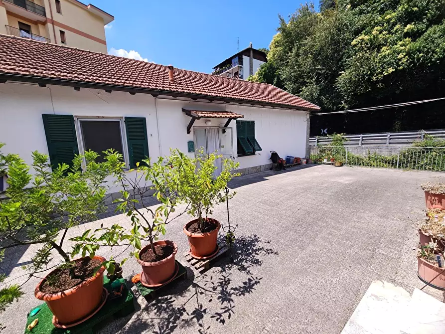 Immagine 26 di Trilocale in vendita  in Via Orazio Brignola 3 a Mignanego