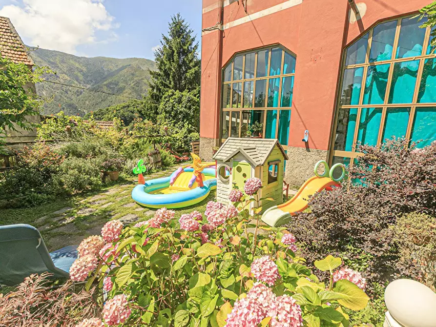 Immagine 39 di Villa in vendita  in Via Monte Carlo 7 a Campomorone