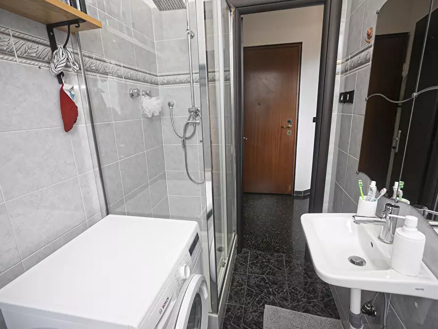 Immagine 17 di Trilocale in vendita  in Via Sant'Alberto 60 a Genova