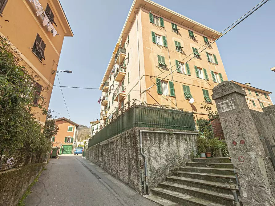 Immagine 19 di Trilocale in vendita  in Via Campo di Tiro 17 a Genova
