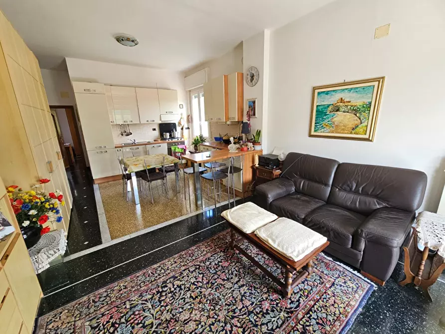 Immagine 18 di Quadrilocale in vendita  in Via Campomorone 105 a Genova