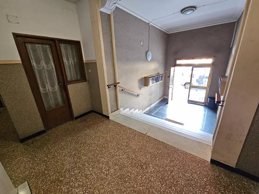 Immagine 14 di Bilocale in vendita  in Via Campomorone 75 a Genova