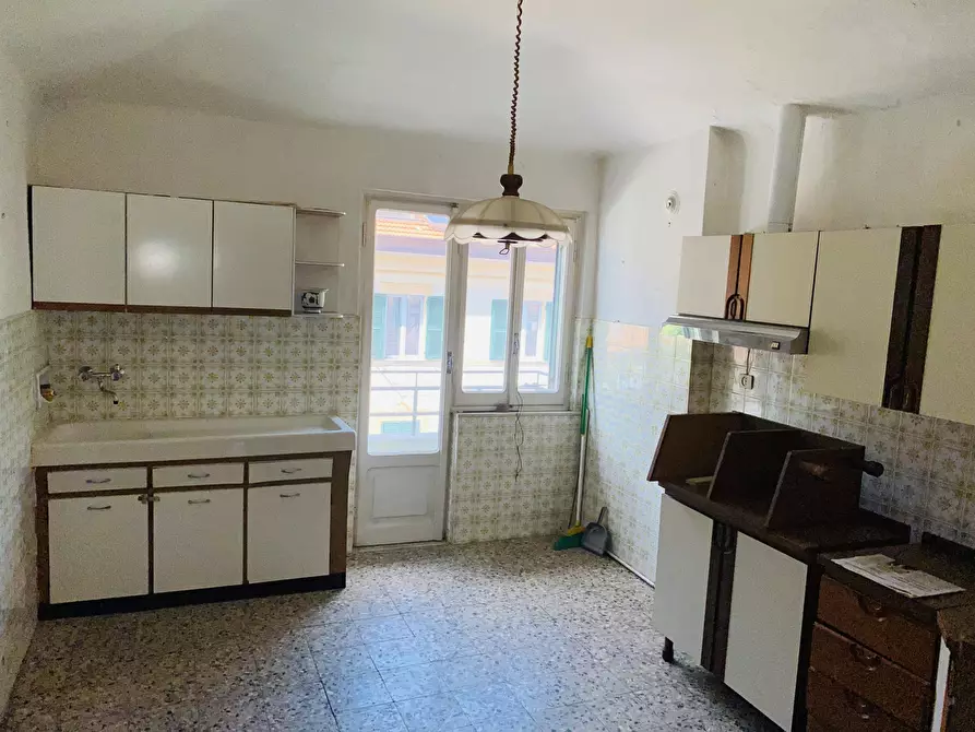 Immagine 21 di Trilocale in vendita  in Via Martiri della Libertà 6 a Campomorone