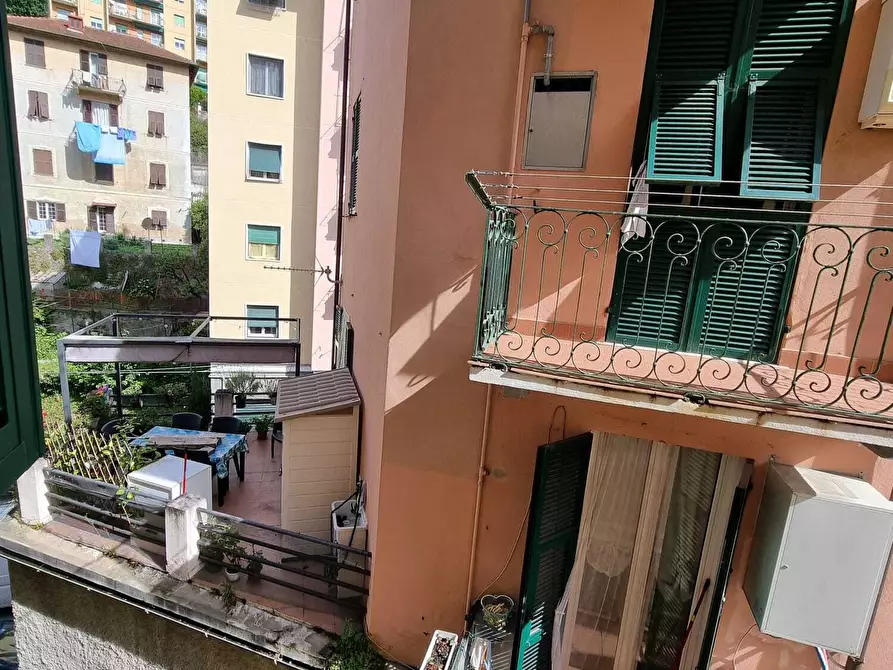 Immagine 9 di Bilocale in vendita  in Via Natale Gallino a Genova