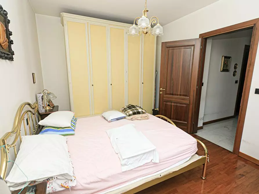 Immagine 31 di Attico in vendita  in Via Morego 55 a Genova