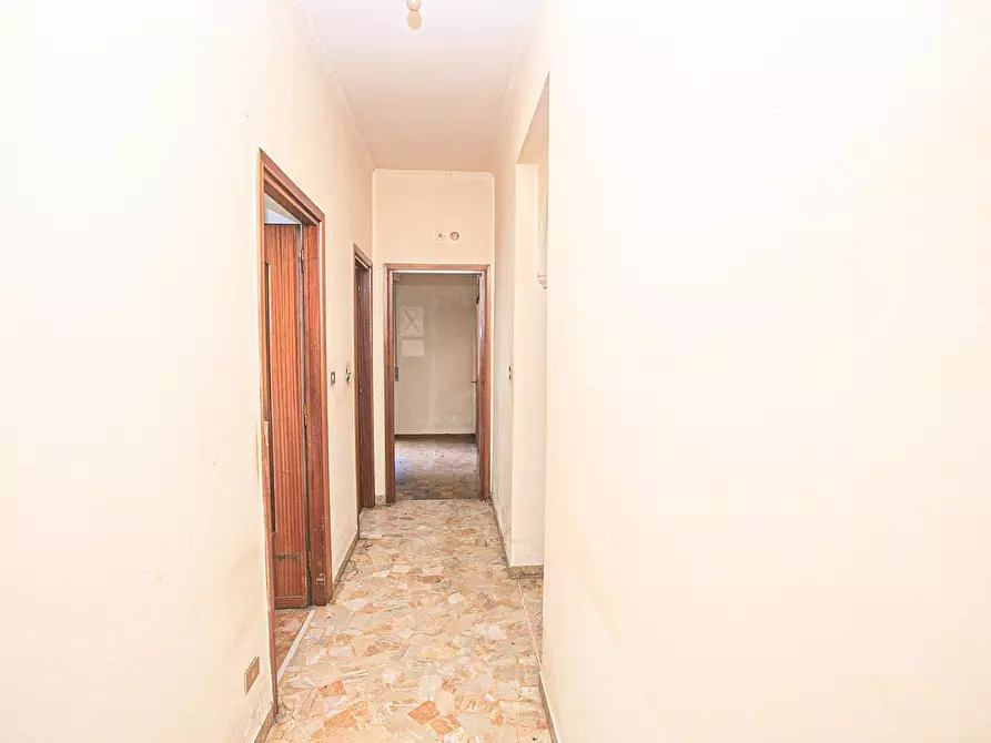 Immagine 12 di Quadrilocale in vendita  in Via G.B. Gaulli 12 A a Genova